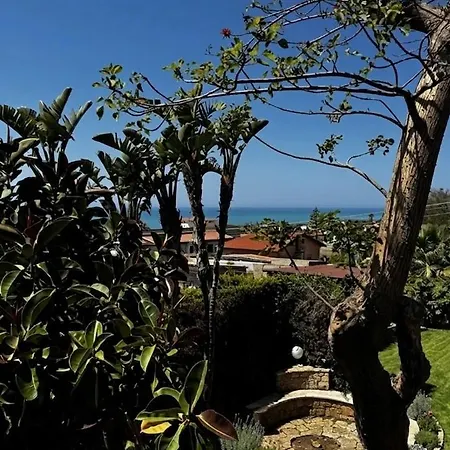 بيت ضيافة Alaimo Pool & Sea Villaggio Mosè